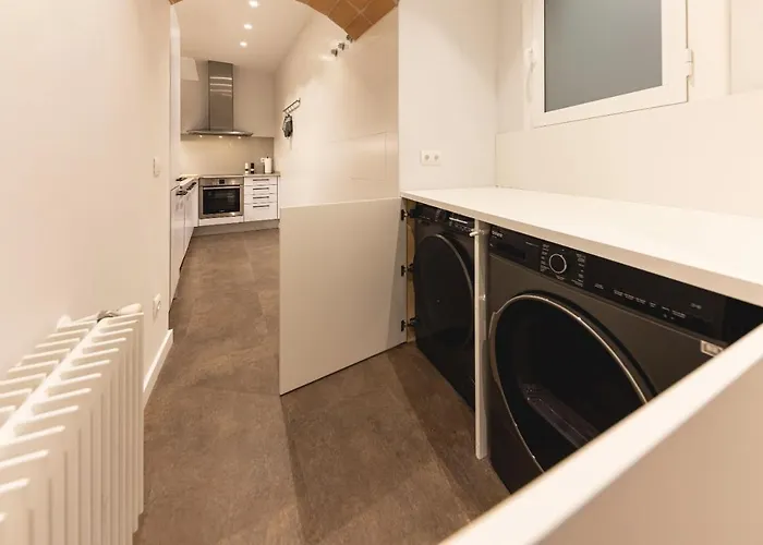 Bravissimo Ferreries, Unique 3-bedroom * Girona