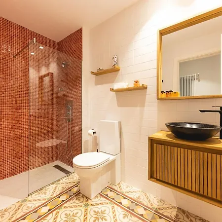 Bravissimo Ferreries, Unique 3-bedroom * Girona