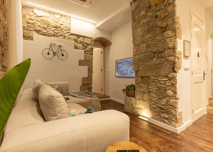 Appartement Bravissimo Ferreries, Unique 3-bedroom Gerona